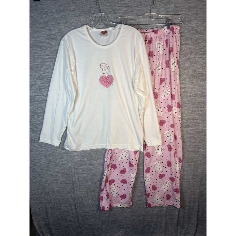 I Love Lucy Pajama Set Officially Licensed Size Medium Lucy & Hearts Graphics